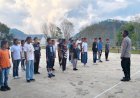 Bhabinkamtibmas-Kelurahan-Bajawa-Latih-PBB-dan-Sampaikan-Pesan-Kamtibmas-kepada-Siswa-SMP-Satap-1-Bajawa