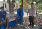 Pastikan-Warga-Aman-Pascagempa,-Bhabinkamtibmas-Nginamanu-Turun-Langsung-cek-Warga-binaan