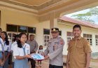 Peduli-Pelajar-Pascagempa,-Polres-Ngada-Salurkan-Bantuan-Seragam-untuk-Siswa-SMAK-Thomas-Aquino-Mataloko