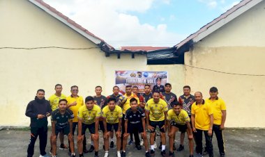 Semarak-Hari-Bhayangkara-Ke-80,-Polres-Ngada-Perkuat-Soliditas-Melalui-Turnamen-Bola-Voli-Antar-Fungsi-dan-Polsek-Jajaran