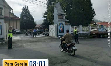 Kegiatan-Pengamanan-dan-Pengaturan-Lalu-Lintas-Ibadah-Mingguan-di-Gereja-MBC-Bajawa-Berjalan-Lancar