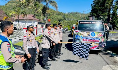 Polres-Ngada-Hadir-untuk-Rakyat,-30.000-Liter-Air-Bersih-Disalurkan-bagi-Warga-Desa-Naru‎
