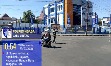 Satlantas-Polres-Ngada-Intensifkan-Patroli-dan-Pengaturan-Lalu-Lintas,-Wujudkan-Kamseltibcarlantas-yang-Kondusif-di-Kota-Bajawa-‎