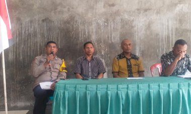 Bhabinkamtibmas-Desa-Naruwolo-Berikan-Pembinaan-Kamtibmas-pada-Musdes-LKPPDes-Wongawea-Jelang-Pilkades