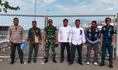 Polsek-Aimere-Amankan-Kelancaran-Bongkar-Muat-KMP-Cakalang-II-di-Pelabuhan-Laut-Aimere