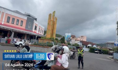 Satlantas-Polres-Ngada-Tingkatkan-Patroli-dan-Pengaturan-Lalu-Lintas-Guna-Mewujudkan-Kamseltibcarlantas-di-Kota-Bajawa
