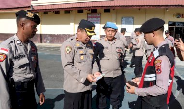 Cek-Sikap-Tampang-dan-Kelengkapan-Personel,-Propam-Polres-Ngada-Laksanakan-Gaktiblin