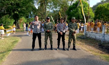 Polsek-Riung-Amankan-Penjemputan-Para-Imam-Peserta-Rekoleksi-Kevikepan-Bajawa--‎