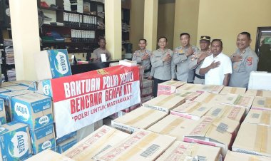 DINi-HARI-TAK-MENGHALANGI-MISI-KEMANUSIAAN,-BANTUAN-KAPOLRI-TIBA-DI-NGADA-UNTUK-KORBAN-GEMPA
