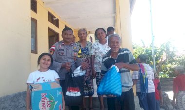 Polri-Polres-Ngada-Hadir,-Warga-Boba-Tidak-Sendiri,-Bantuan-Sembako-Disalurkan-Pascagempa