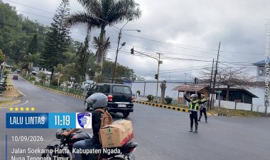 SAAT-AKTIVITAS-KOTA-MENINGKAT,-POLRES-NGADA-MELALUI-SATUAN-LALU-LINTAS-HADIR-MENJAGA-KESELAMATAN-MASYARAKAT-‎