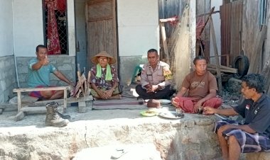 Polres-Ngada-melalui-Bhabinkamtibmas-Perjuangkan-Air-Bersih-bagi-Warga-Sambinasi-Barat