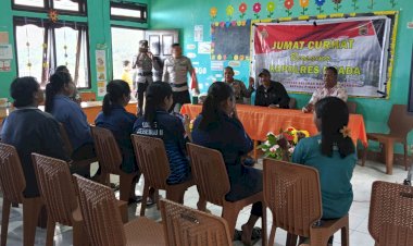 Jumat-Curhat-Polres-Ngada,-Guru-Sampaikan-Aspirasi-tentang-Perlindungan-Anak-di-Sekolah
