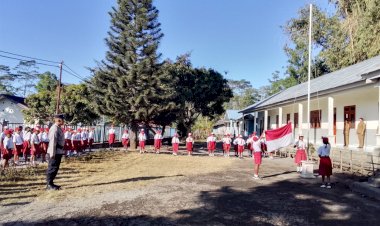 Bukan-Sekadar-Upacara,-Polres-Ngada-Tanamkan-Karakter-dan-Kepedulian-kepada-Pelajar-SDI-Bogenga