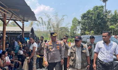 Kapolres-Ngada-Hadiri-Misa-dan-Peletakan-Batu-Pertama-Gereja-St.-Vincentius-Palloti-Ngusumana