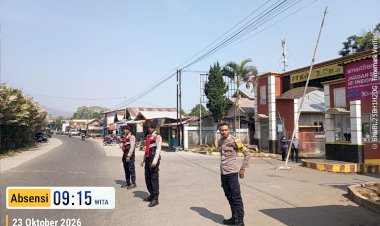 Patroli-Polsek-Golewa-di-Sekitar-Kampus-Citra-Bakti,-Wujudkan-Ruang-Publik-yang-Aman-dan-Kondusif
