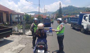 OPERASI-PATUH-TURANGGA-2026,-SATLANTAS-POLRES-NGADA-BERIKAN-25-TEGURAN-SIMPATIK