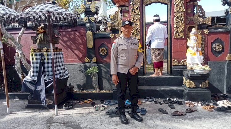 Polres Ngada Jaga Kondusifitas Perayaan Hari Raya Galungan di Pura Agung Wolokole