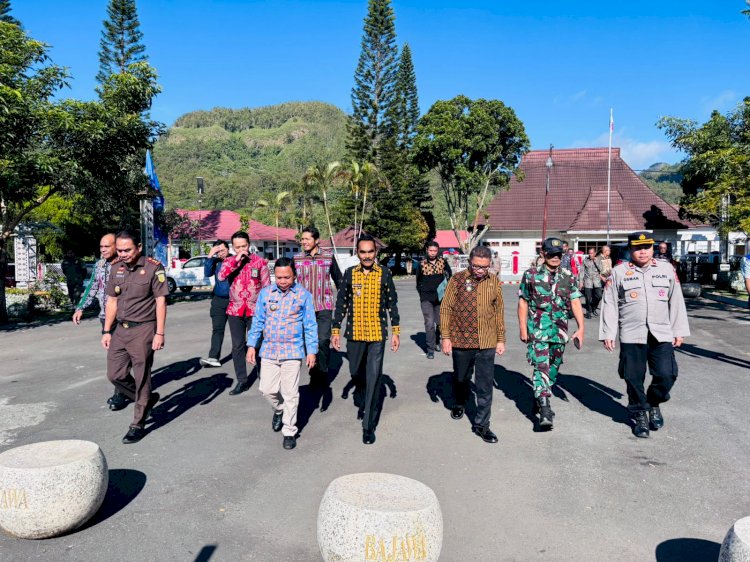 WAKAPOLRES NGADA HADIRI HIGH LEVEL MEETING TPID DAN TP2DD WILAYAH FLORES BAGIAN TENGAH