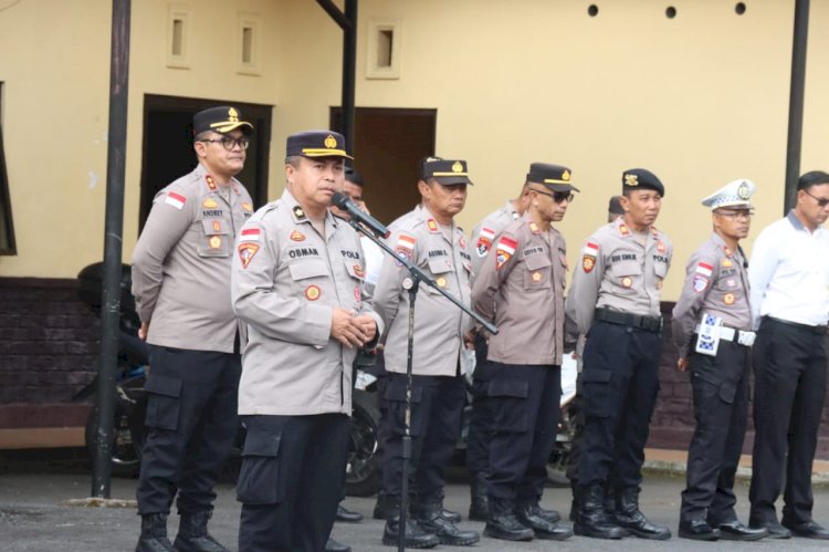 Wakapolres Ngada pimpin Apel Jam Pimpinan, tekankan Disiplin dan Hindari Gaya Hidup Hedonisme 