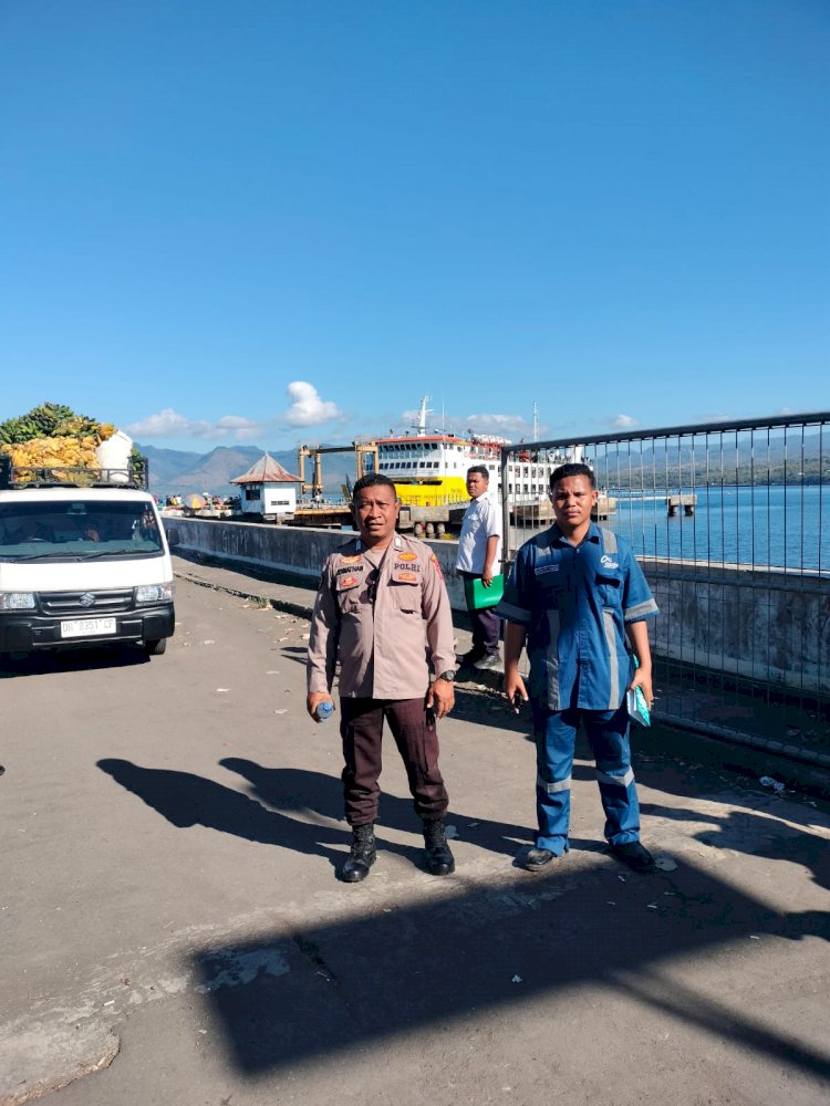 KMP Inerie II Layani Ratusan Penumpang di Pelabuhan Penyeberangan Laut Aimere, Situasi Berjalan Aman dan Lancar