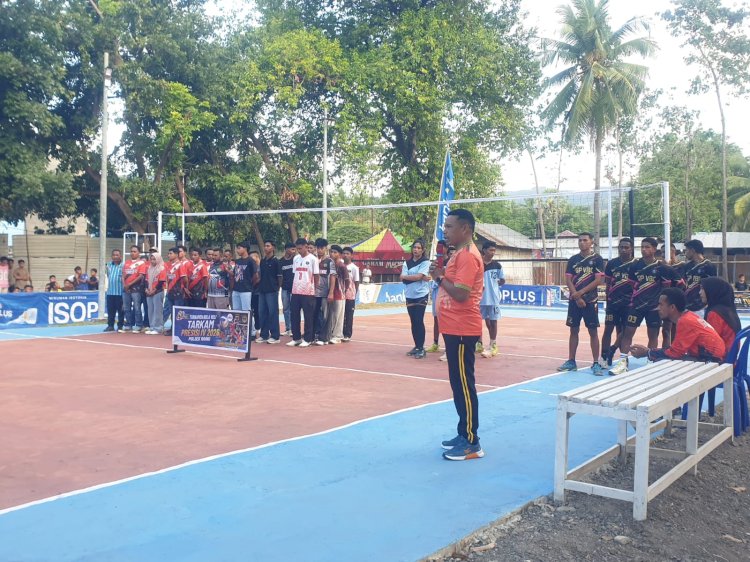 Polsek Riung Resmi Buka Turnamen Bola Voli Tarkam Presisi IV Tahun 2026, Wujudkan Sportivitas dan Pererat Persaudaraan