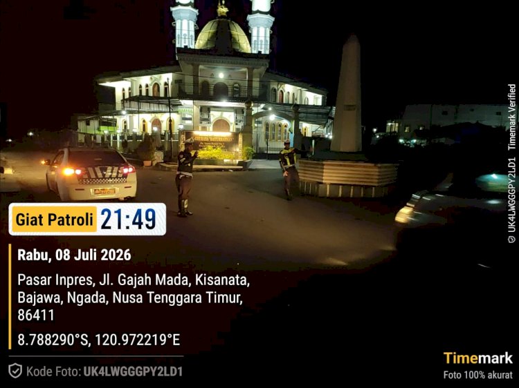 Satlantas Polres Ngada Intensifkan Patroli Lampu Biru, Wujudkan Kamseltibcarlantas yang Aman dan Kondusif.