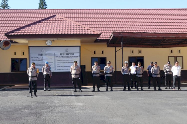 Wakapolres Ngada Tekankan Kesiapsiagaan Personel dan Kekompakan Jelang Kedatangan Presiden 