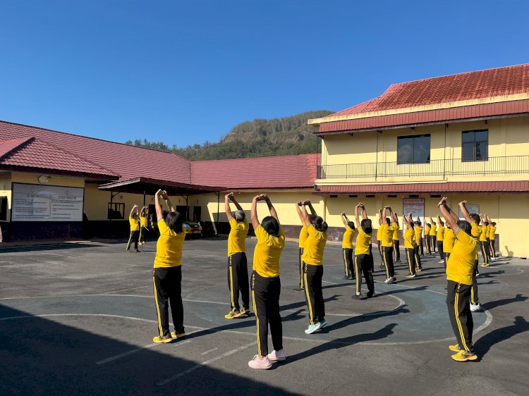 Jaga Kebugaran, Perkuat Kesiapan: Personel Polres Ngada Gelar Olahraga Bersama ‎