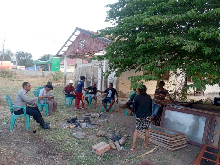 Polri Hadir di Tengah Warga, Bhabinkamtibmas Lengkosambi Perkuat Kamtibmas