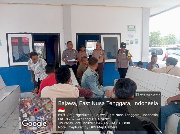 SAT BINMAS POLRES NGADA SOSIALISASIKAN JOB FAIR 2026 DI TERMINAL KOTA BAJAWA